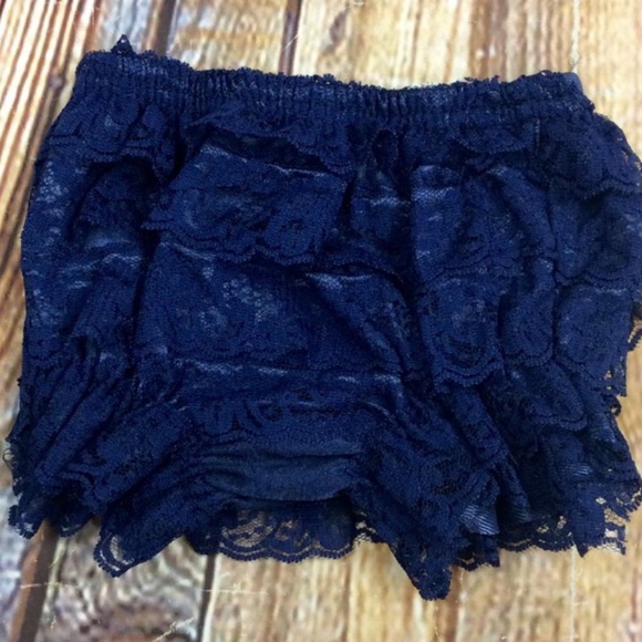 New Baby Lace Bloomers Diaper Covers Ruffle Butts - Picture 2 of 8